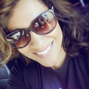 Meet your Posher, Diana